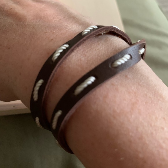 JK by Thirty-One Faux Leather Wrap Bracelet NEW - Picture 4 of 5